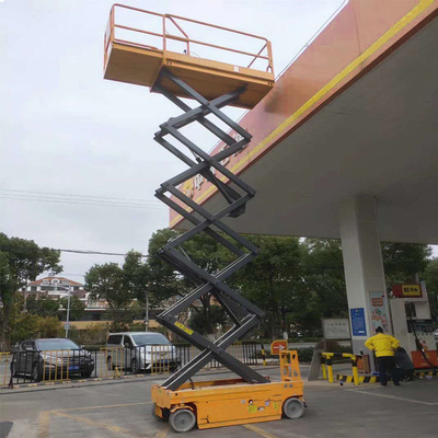 شراء Aerial Work Platform 230kg 14m Self Propelled Hydraulic Scissor Lift Platform التصنيع عبر الإنترنت
